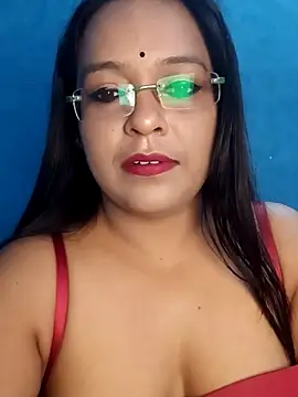 hornyrosy321 online show from April 27, 2026, 5:33 pm