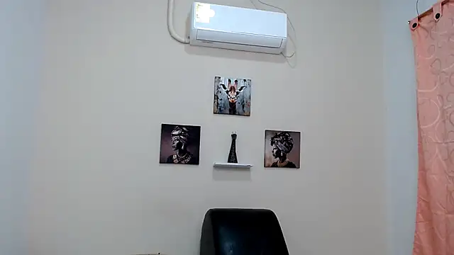 katywild20 online show from April 9, 2026, 8:37 pm