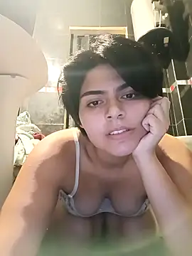 TuJenny online show from April 11, 2026, 4:20 am