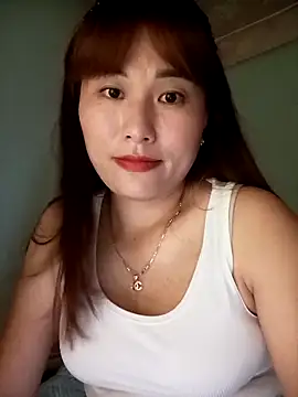 Lucxy-ki6 online show from June 18, 2026, 1:05 pm