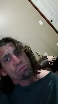 Snapshot of SplendidForge chatting on March 30, 2026, 4:25 am SplendidForge online show from March 30, 2026, 4:25 am