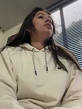 KittyFeet1 online show from April 23, 2026, 10:00 pm