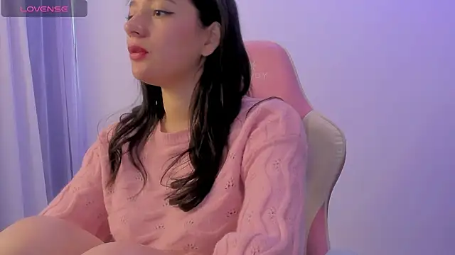 KittyFeet1 online show from April 27, 2026, 10:19 pm