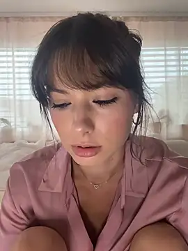 Snapshot of xsugarbabe chatting on June 2, 2026, 2:17 pm xsugarbabe online show from June 2, 2026, 2:17 pm