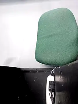 Snapshot of z1ervo chatting on March 23, 2026, 2:39 pm z1ervo online show from March 23, 2026, 2:39 pm