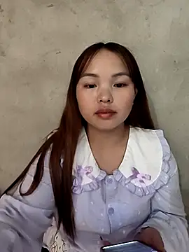 Mina xYx online show from April 19, 2026, 6:10 pm