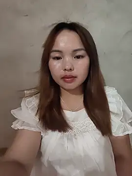 Snapshot of Mina_xYx chatting on June 7, 2026, 1:49 pm Mina xYx online show from June 7, 2026, 1:49 pm