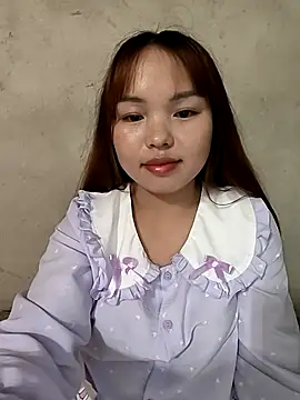 Snapshot of Mina_xYx chatting on May 3, 2026, 3:37 pm Mina xYx online show from May 3, 2026, 3:37 pm