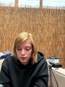 jessebell2003 online show from May 6, 2026, 6:12 pm