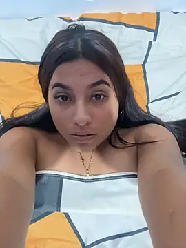 yuliana056 online show from May 27, 2026, 2:19 am