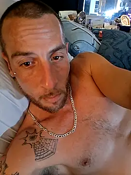 Snapshot of Envyussfantasy chatting on July 21, 2026, 8:48 am Envyussfantasy online show from July 21, 2026, 8:48 am