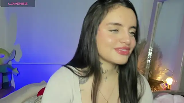 Snapshot of angelinesmith_ chatting on June 6, 2026, 1:22 am angelinesmith online show from June 6, 2026, 1:22 am