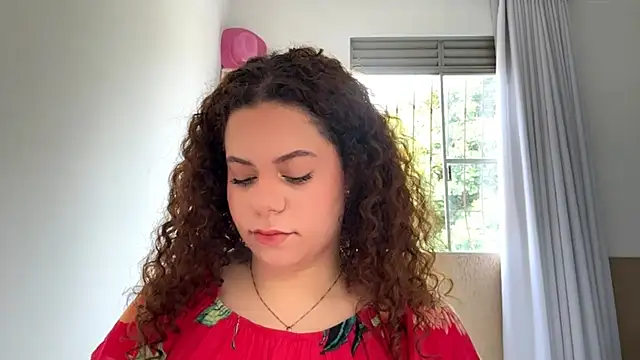 ZolaKoo online show from March 18, 2026, 2:08 pm