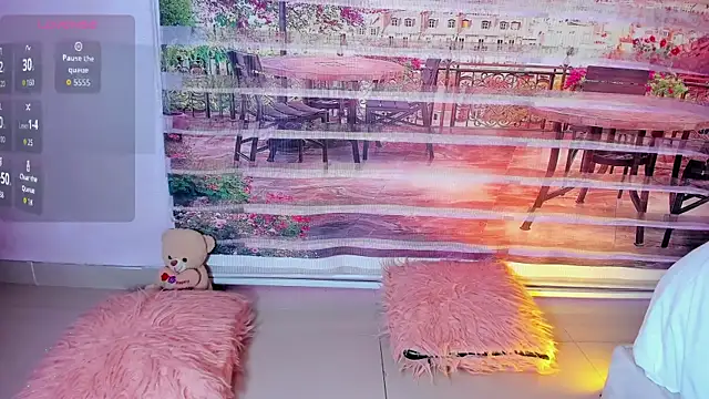 Snapshot of little_doll18_ chatting on July 10, 2026, 9:04 pm little doll18 online show from July 10, 2026, 9:04 pm