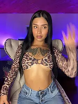 Shalom pink18 online show from May 22, 2026, 7:34 pm