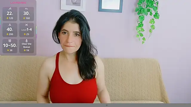 Snapshot of Zara_Fire chatting on June 3, 2026, 8:02 pm Zara Fire online show from June 3, 2026, 8:02 pm