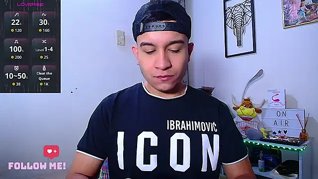 Max Parkerr online show from May 13, 2026, 12:56 pm
