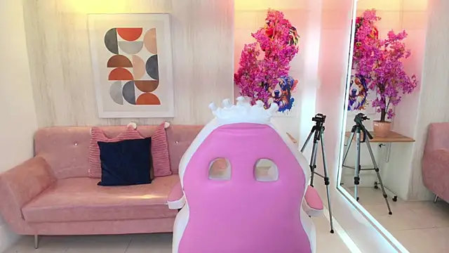 Snapshot of Kitty__meow chatting on July 18, 2026, 12:25 pm Kitty meow online show from July 18, 2026, 12:25 pm