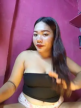 Snapshot of Sweet_Disteen chatting on July 9, 2026, 4:24 am Sweet Disteen online show from July 9, 2026, 4:24 am