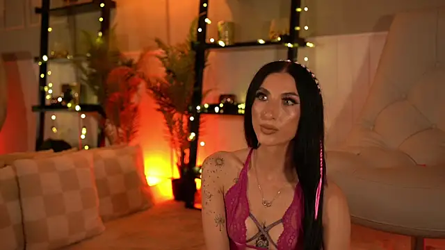 EllieJules online show from July 21, 2026, 4:03 am