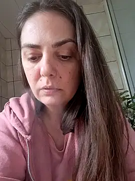 Snapshot of Arya_Malone chatting on June 2, 2026, 11:43 am Arya Malone online show from June 2, 2026, 11:43 am