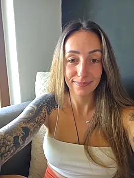 NicoleKaiser online show from May 13, 2026, 7:26 am