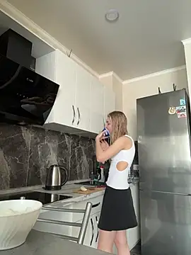 SandraJoseph online show from March 28, 2026, 8:37 am