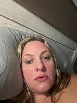 1SexyQueen online show from May 23, 2026, 11:53 am