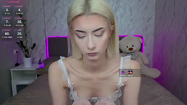 Snapshot of kittysocutie chatting on April 26, 2026, 12:19 am kittysocutie online show from April 26, 2026, 12:19 am