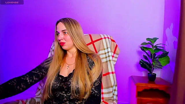 Snapshot of Alexandracandy chatting on March 23, 2026, 1:33 pm Alexandracandy online show from March 23, 2026, 1:33 pm