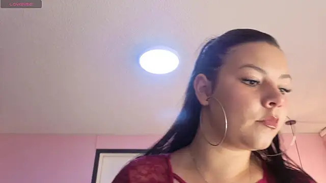 Milly 1 x online show from April 20, 2026, 5:47 pm