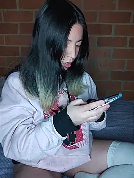Petite CherryX online show from April 21, 2026, 2:14 am