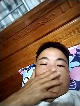 boy-pho- online show from March 18, 2026, 11:46 am