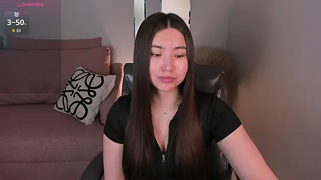 Snapshot of IceIcebabe_ chatting on March 28, 2026, 1:06 am IceIcebabe online show from March 28, 2026, 1:06 am