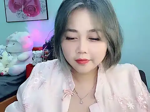 Nhanlu009 online show from May 10, 2026, 10:19 am