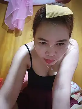 Snapshot of Reeoo-93 chatting on July 20, 2026, 12:29 pm Reeoo-93 online show from July 20, 2026, 12:29 pm