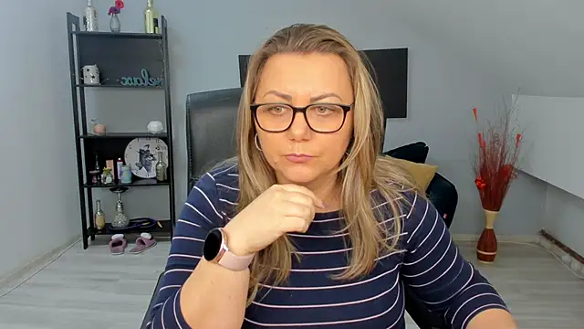 JessieRichards online show from March 19, 2026, 8:14 am