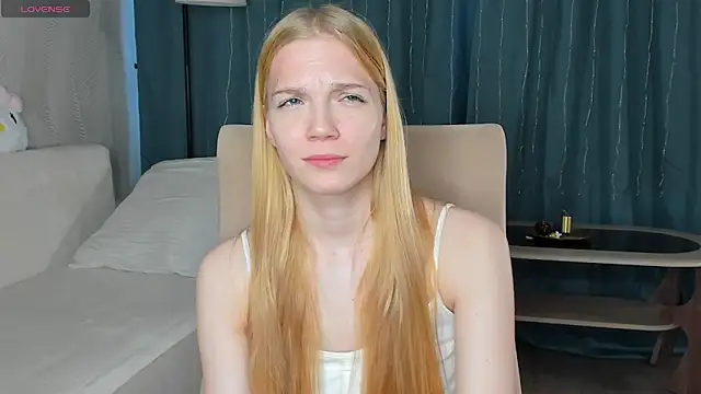 PetraRohal online show from May 3, 2026, 6:40 am