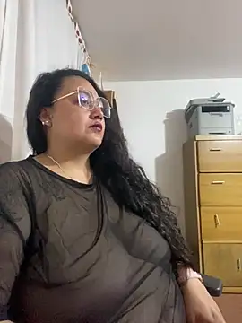 Snapshot of AvaRyd chatting on May 26, 2026, 4:54 am AvaRyd online show from May 26, 2026, 4:54 am