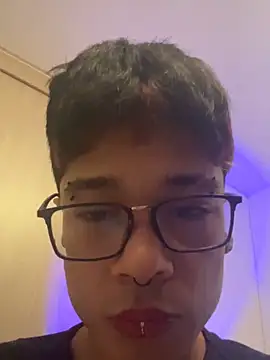 Snapshot of ronald_maximo19 chatting on March 19, 2026, 4:40 pm ronald maximo19 online show from March 19, 2026, 4:40 pm