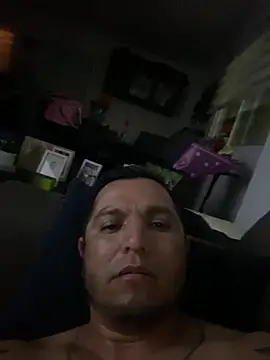 HOTB0Y18 online show from May 8, 2026, 10:19 am