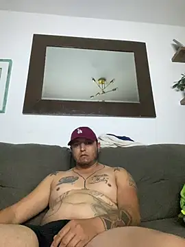 HOTB0Y18 online show from May 7, 2026, 9:45 am
