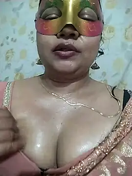 Snapshot of PriyankaSuthhar chatting on May 14, 2026, 9:34 pm PriyankaSuthhar online show from May 14, 2026, 9:34 pm
