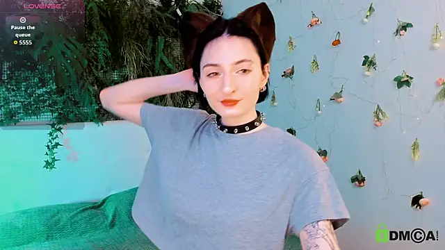 Snapshot of Kira__Cutie chatting on May 24, 2026, 9:04 pm Kira Cutie online show from May 24, 2026, 9:04 pm