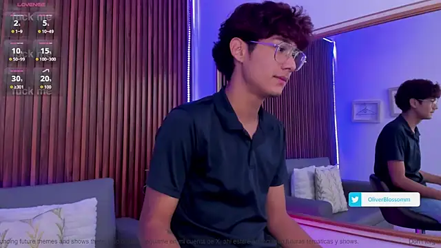 Snapshot of Oliver20__ chatting on May 15, 2026, 11:03 pm Oliver20 online show from May 15, 2026, 11:03 pm