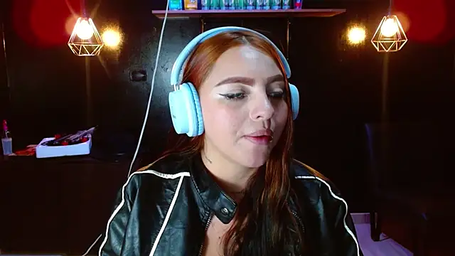 Miley Clarck online show from May 11, 2026, 12:39 pm