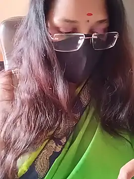 Snapshot of poojag_2 chatting on June 29, 2026, 10:15 am poojag 2 online show from June 29, 2026, 10:15 am