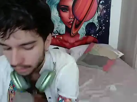Snapshot of Adrien_polo chatting on May 31, 2026, 7:47 pm Adrien polo online show from May 31, 2026, 7:47 pm