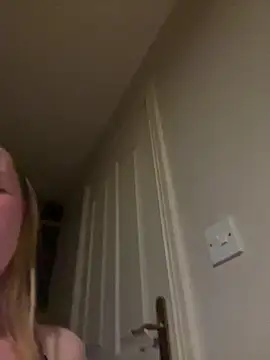 Snapshot of lucky9402 chatting on March 21, 2026, 1:07 am lucky9402 online show from March 21, 2026, 1:07 am