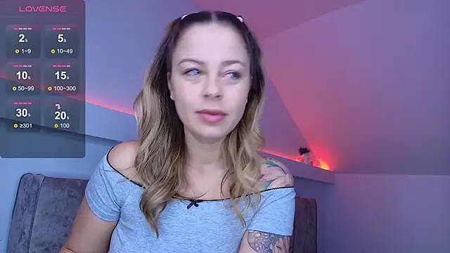 Snapshot of BluEyesKate chatting on March 28, 2026, 4:02 am BluEyesKate online show from March 28, 2026, 4:02 am